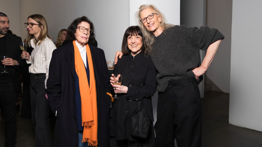 annie-leibovitz-and-gloria-steinem-celebrate-the-second-volume-of-‘women’