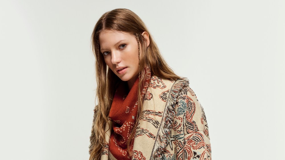 alanui’s-new-collection-is-a-polynesian-knitted dream