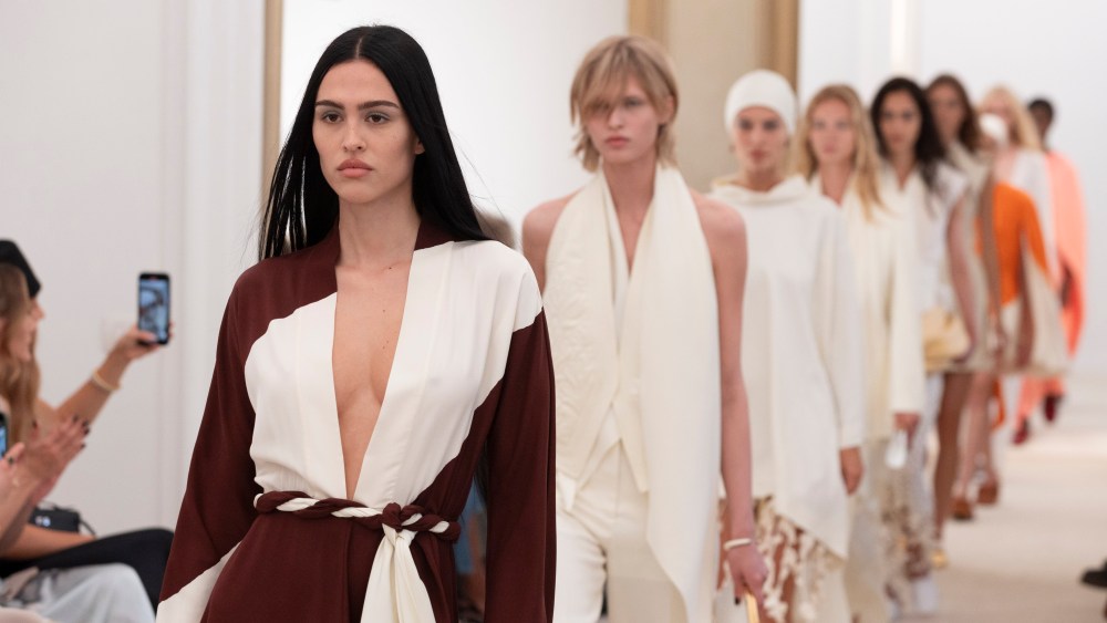 alberta-ferretti-to-stage-fall-2026-runway-show-in dubai
