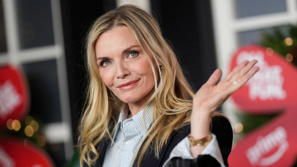 michelle-pfeiffer-suits-up-in-saint-laurent-for-the-new-york-city-premiere-of-‘oh-what fun.’