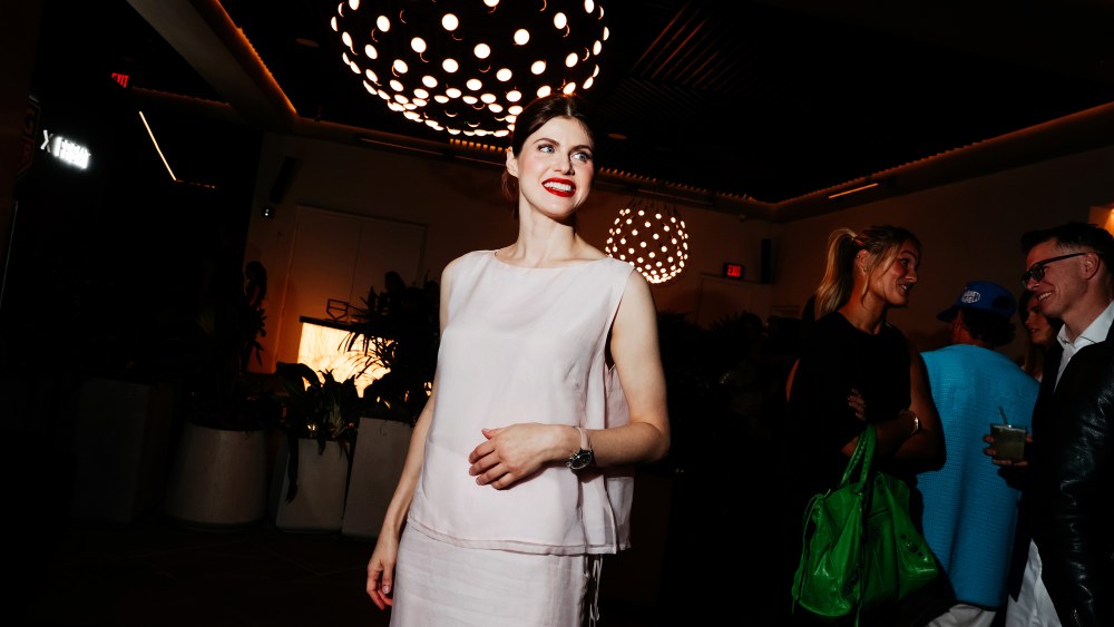 alexandra-daddario,-mia-moretti-&-more-attend-the-tag-heuer-art-basel-miami-beach dinner