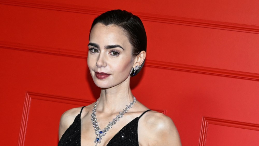 everything-to-know-about-lily-collins’-signature-red-lip-at-the-‘emily-in-paris’ premiere