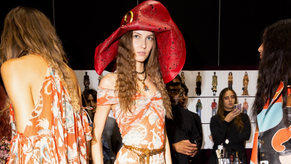 what-to-watch:-italy’s-m&a-surge-–-fashion,-eyewear,-and-luxury-brands-navigate-transformative deals