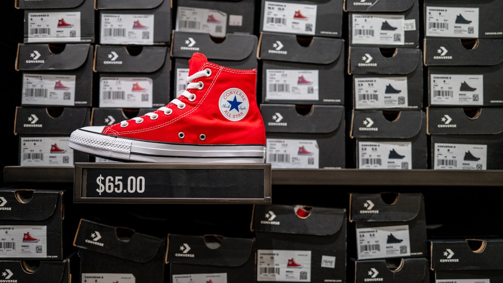 will-nike-sell-converse?-one-analyst-thinks so.