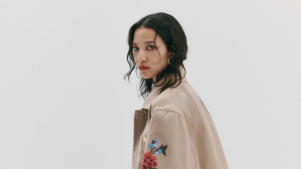 carolina-herrera-pre-fall-2026:-garden girls