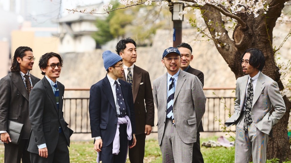 sebiro-sanpo,-the-japanese-‘suit-walk’-event,-hits-the-streets-of florence