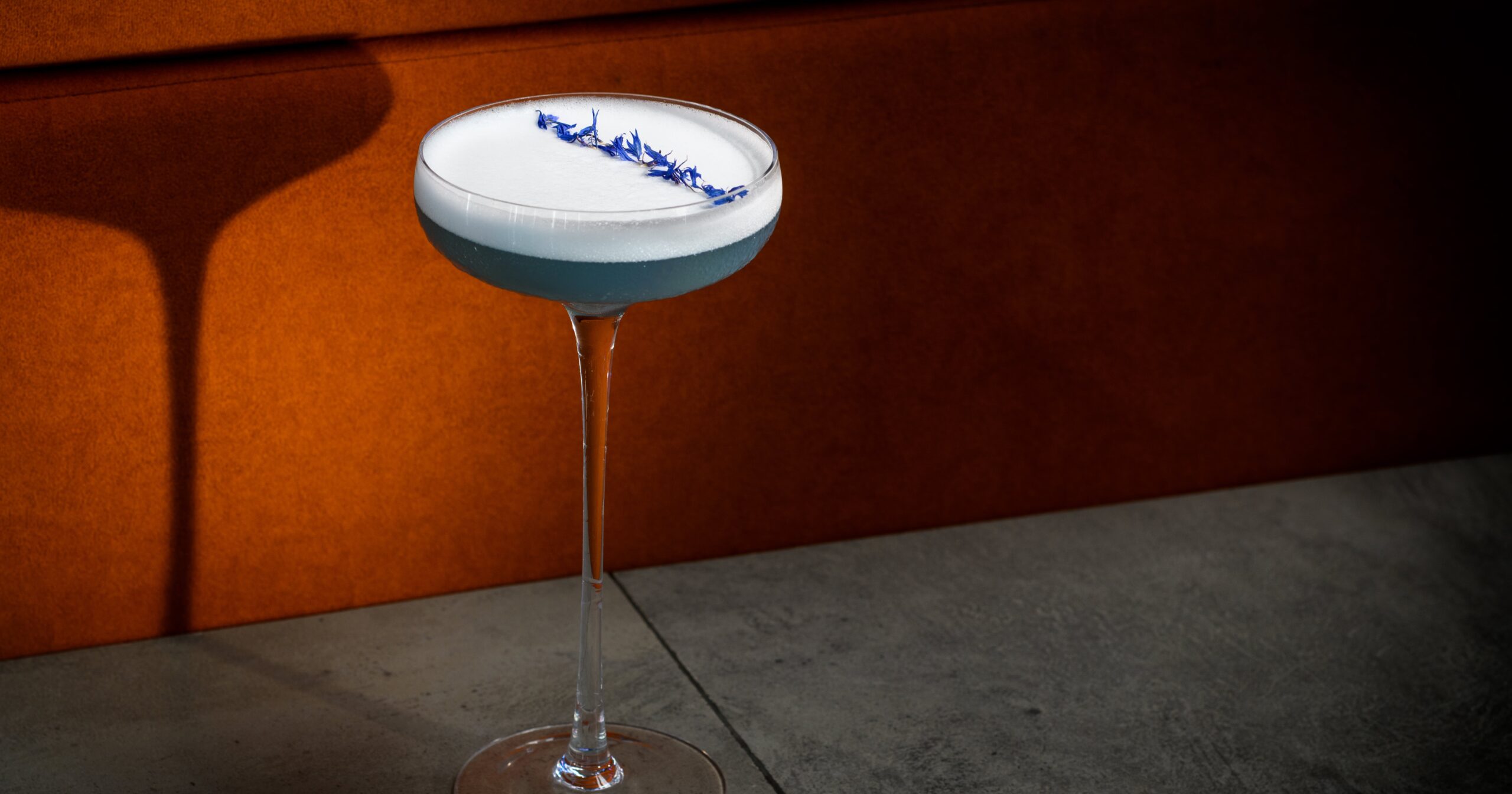 dear-bartenders:-please-stop-announcing-that-my-drink-has-no-alcohol