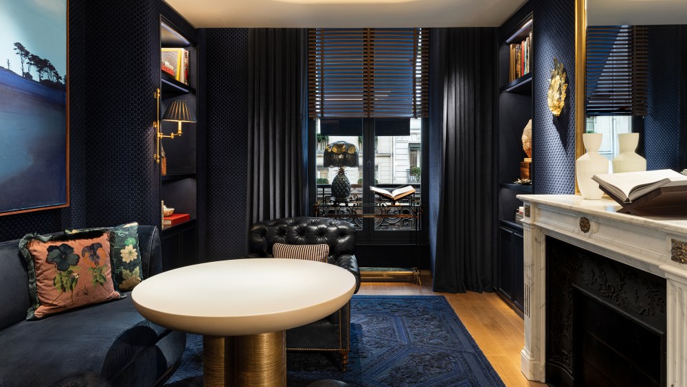 exclusive:-de-beers-london-introduces-new-retail-concept-with-paris flagship