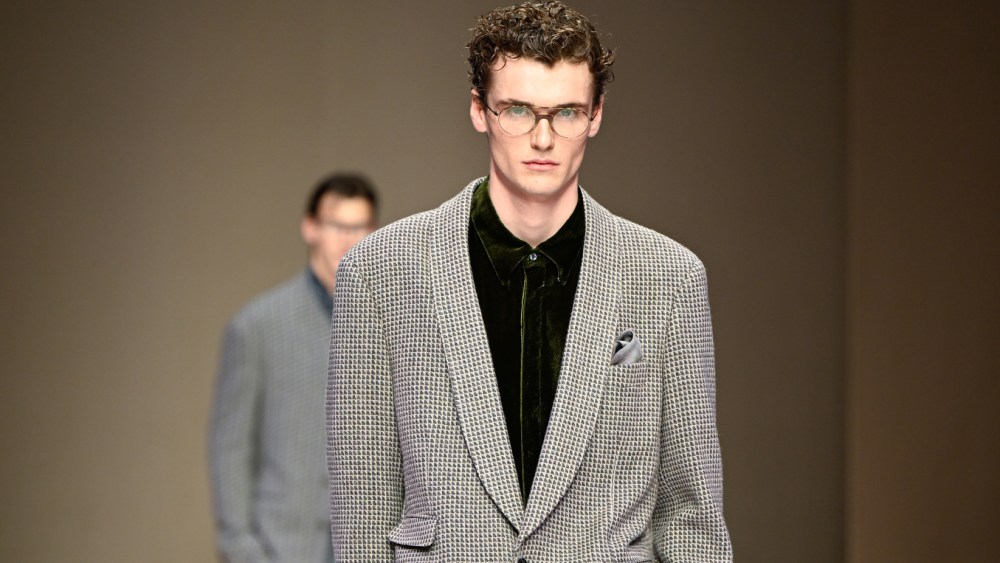 giorgio-armani-men’s-fall-2026:-smooth operator