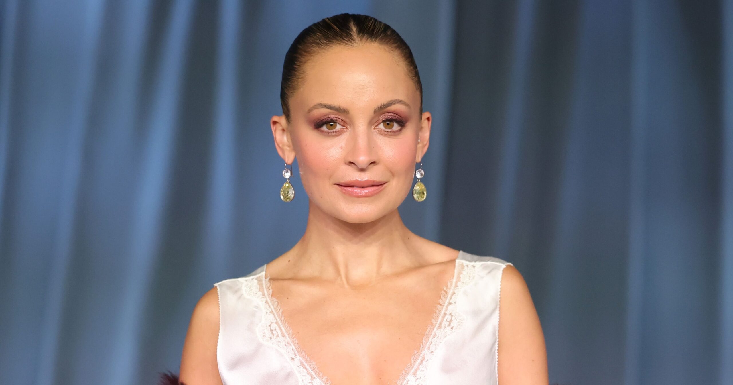 nicole-richie-has-some-beauty-advice-for-her-younger-self