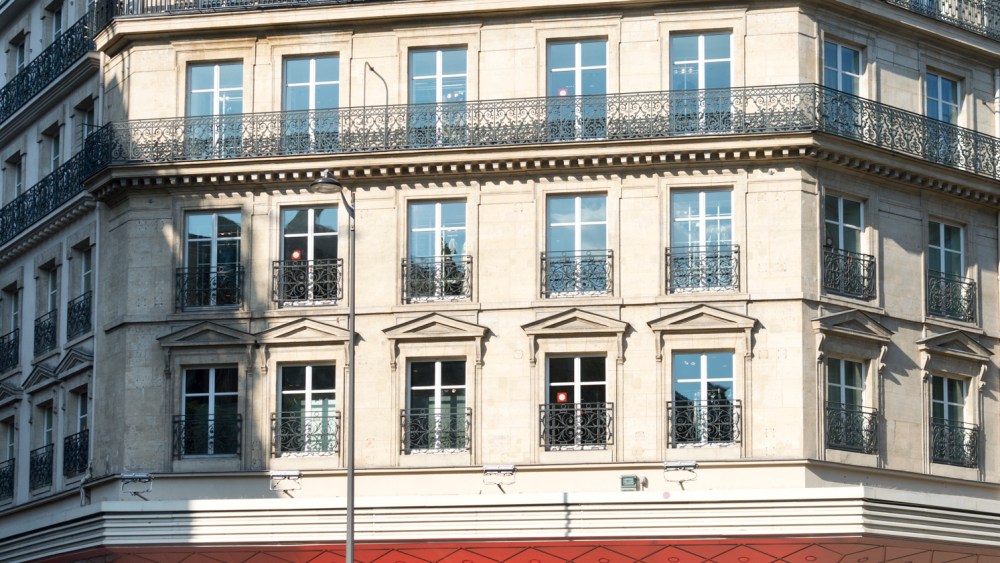 department-stores-recast-menswear-around-casual,-sports-and experiences