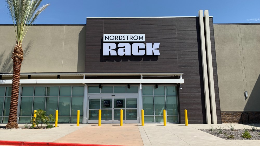 nordstrom-rack-expands-footprint,-competes-on-brand-selection-and pricing