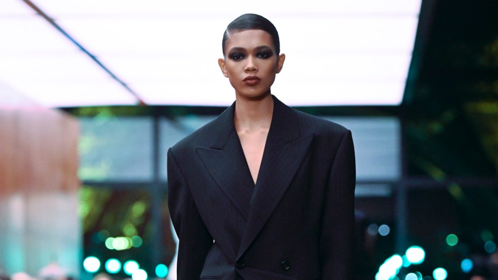 saint-laurent-women’s-fall-2026:-smoking allowed