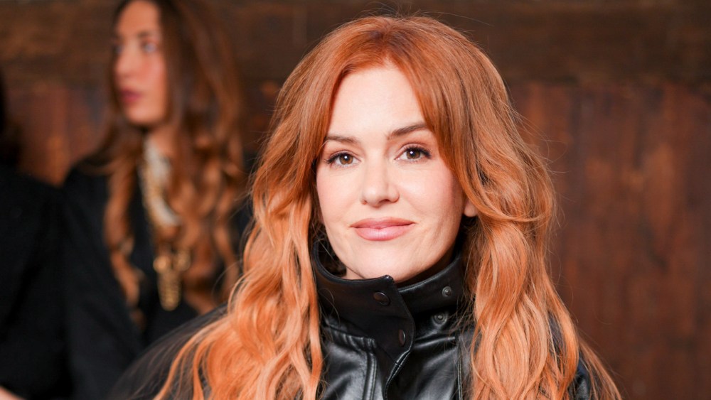 oprah-winfrey,-gayle-king-and-isla-fisher-horse-around-at-stella mccartney