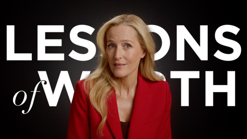 exclusive:-gillian-anderson-talks-ageism-in-l’oreal-paris series