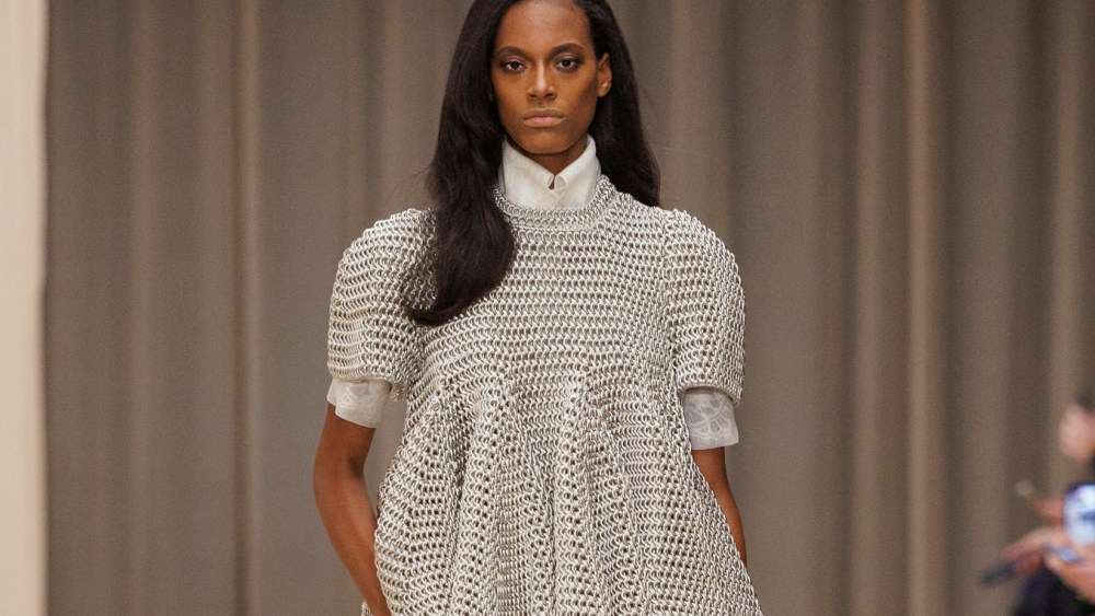 alexander-mcqueen-confirms-layoffs-amid-strategic restructuring