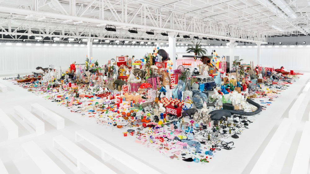 communication-firm-fsb-group-adds-runway division