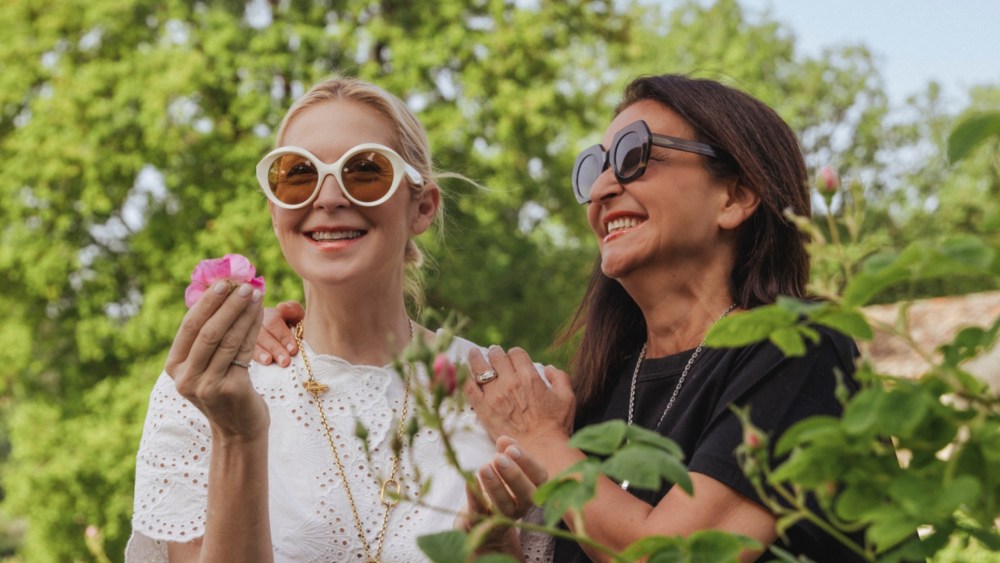 exclusive:-veronique-gabai-launches-rose-premiere-by-kelly rutherford