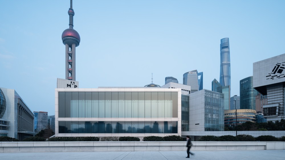 exclusive:-chanel’s-le19m-heads-to-shanghai,-deepens-its-dialogue-with asia