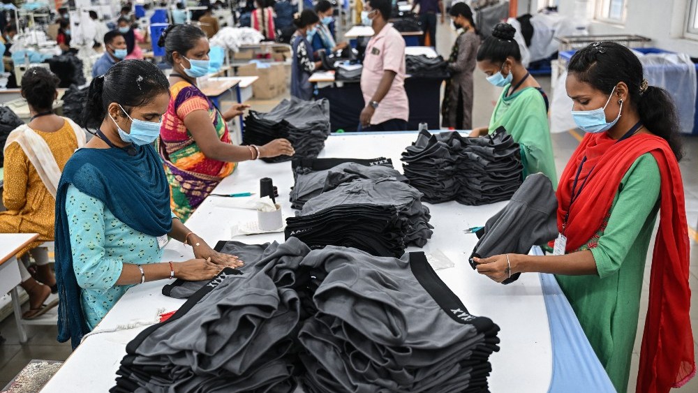 india’s-garment-workers-‘boiling-for-profits’-amid-extreme-heat crisis