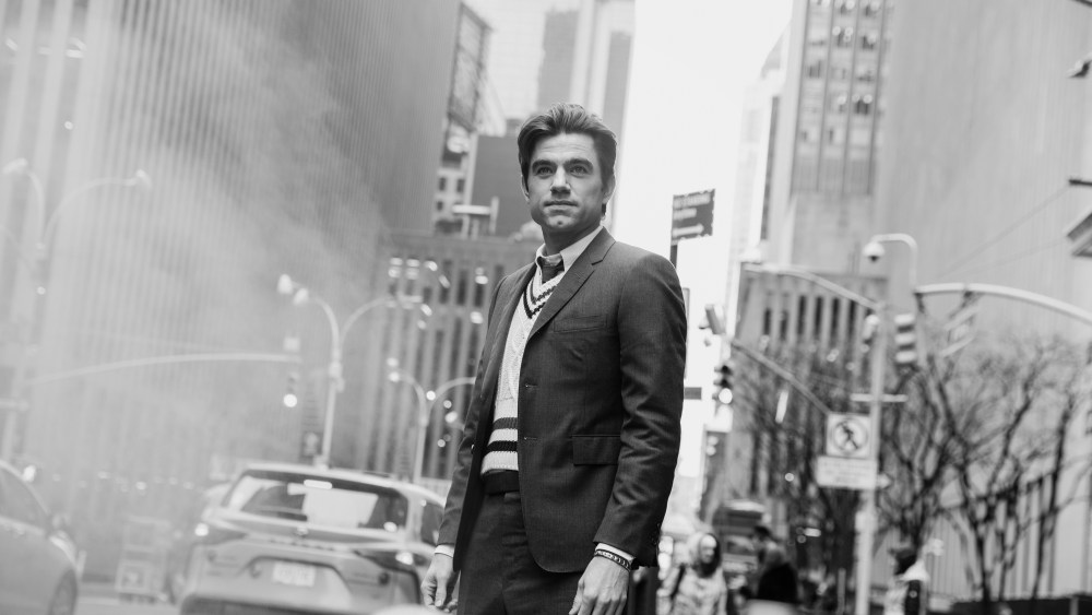 patrick-ball-goes-from-‘the-pitt’-to-his-broadway-debut-in-‘becky shaw’