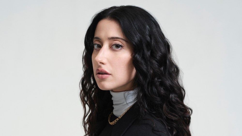 taylor-ortega-talks-‘big-mistakes,’-laurie-metcalf-and-finding-comedy-in-jersey roots