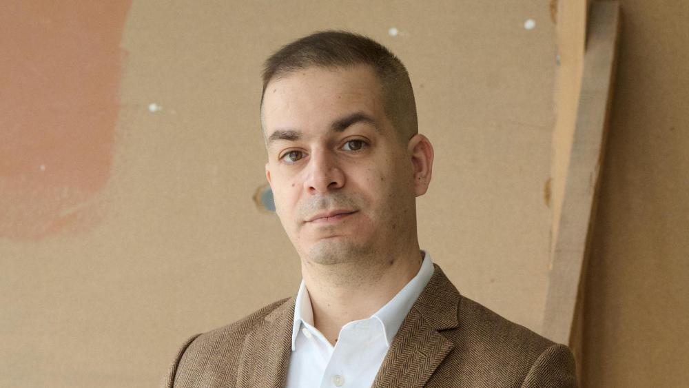 vanguart-adds-color-to-collections-with-new-ceramic-watches-made-with-titanium,-rose gold