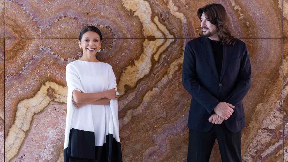 barcelona-bridal-fashion-week-marks-10th-anniversary-with-stephane-rolland show