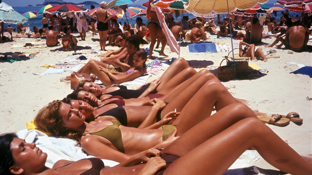 inside-the-‘barbie-drug’-tanning trend