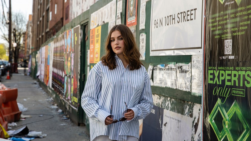 ella-bright-on-leading-prime-video’s-‘off-campus,’-the-latest-hockey-romance-booktok sensation