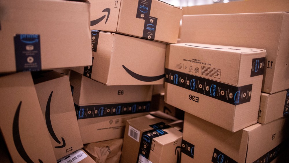 amazon-hit-with-consumer-lawsuit-over-trump-tariff refunds