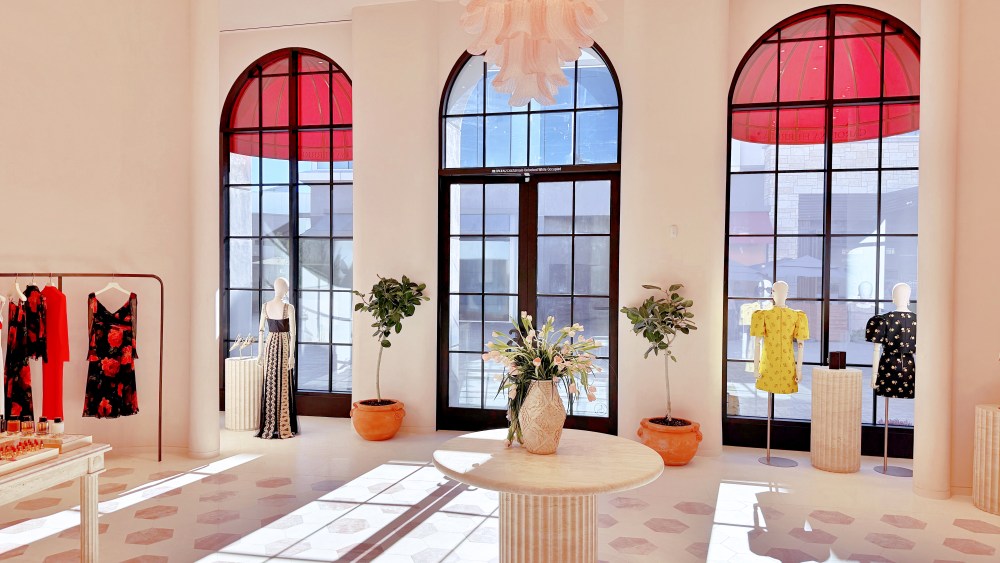 carolina-herrera-opens-store-in-san diego
