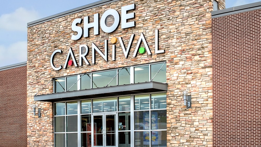 shoe-carnival-shares-rise-after-q1 report