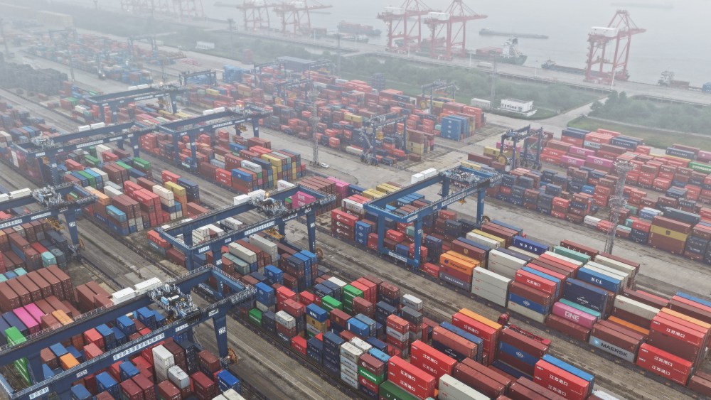 the-scramble-for-trans-pacific-shelf-space-has-already begun