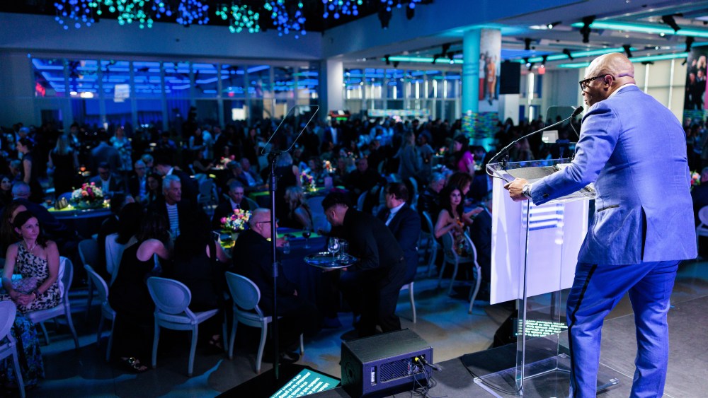 two-ten’s-annual-gala-gains-importance-amid-the-us.-affordability crisis