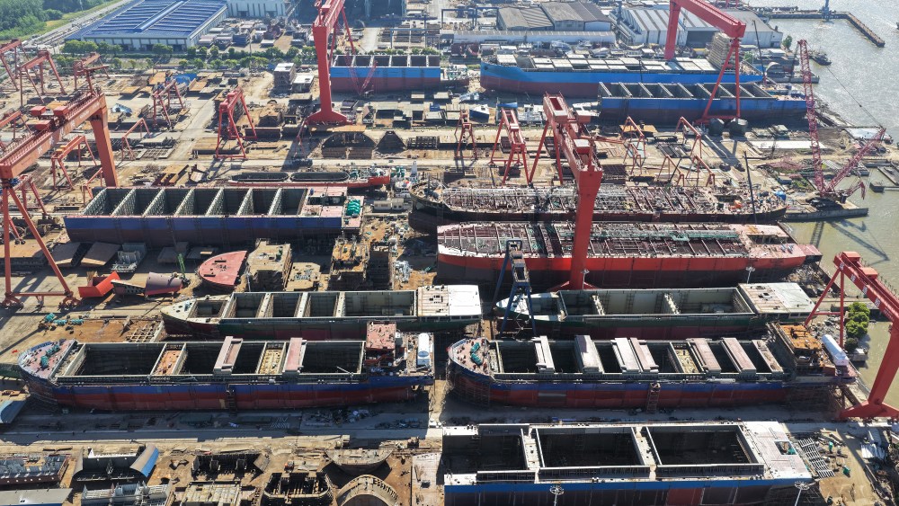 sens.-warren,-kelly-demand-revival-of-china-port-fees-shelved-in-trump-xi deal