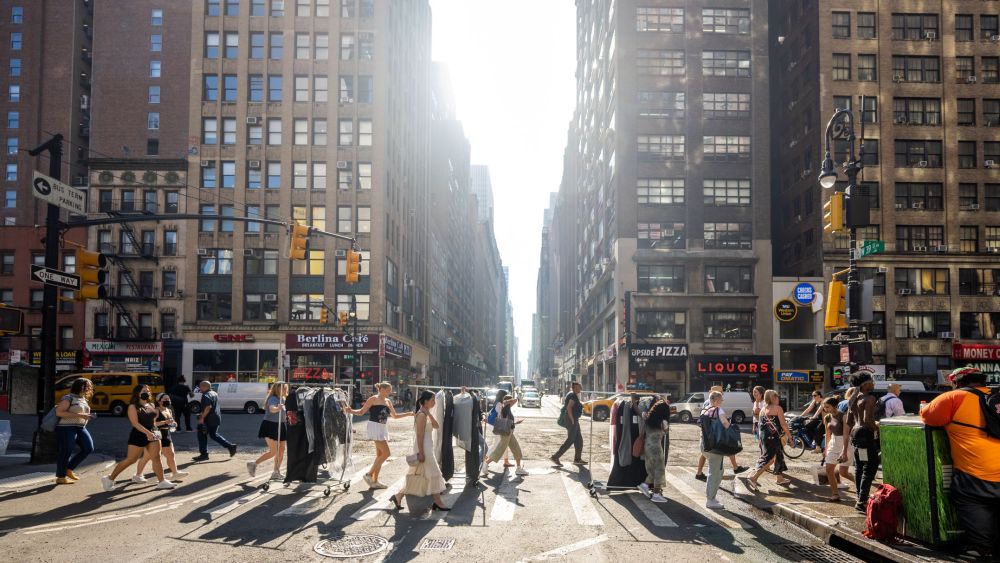 kent-state’s-school-of-fashion-marks-20-years-of-new-york-city-fashion program