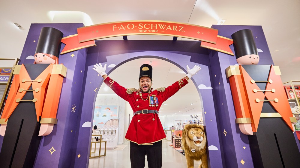 toy-story:-nordstrom-partners-with-fao schwarz