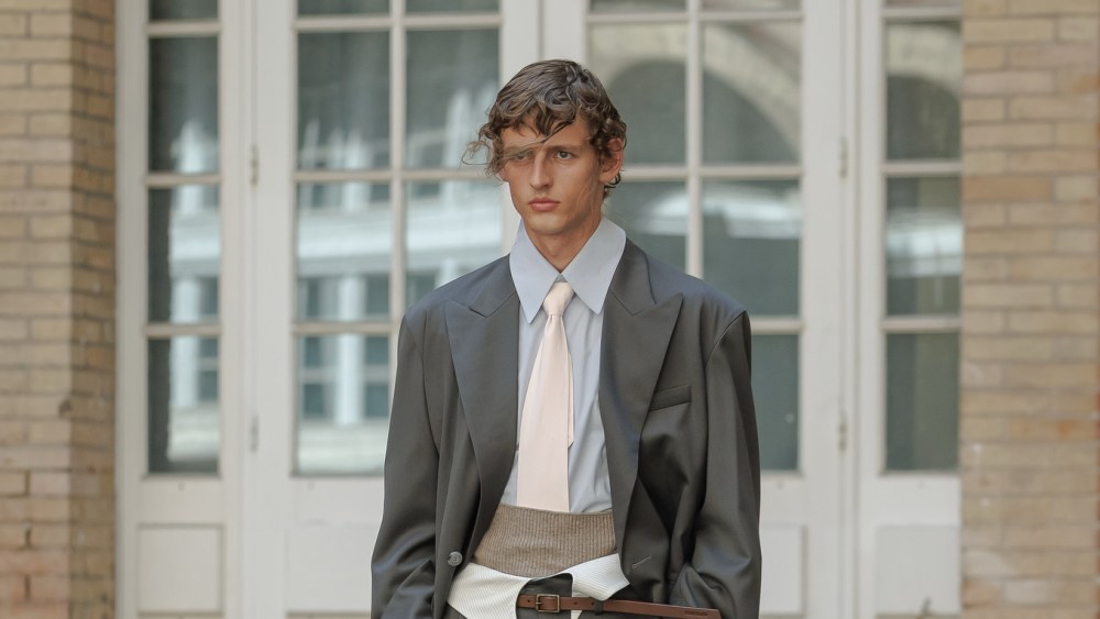 sean-suen-men’s-spring-2027:-beijing-bikini-gets-paris cut