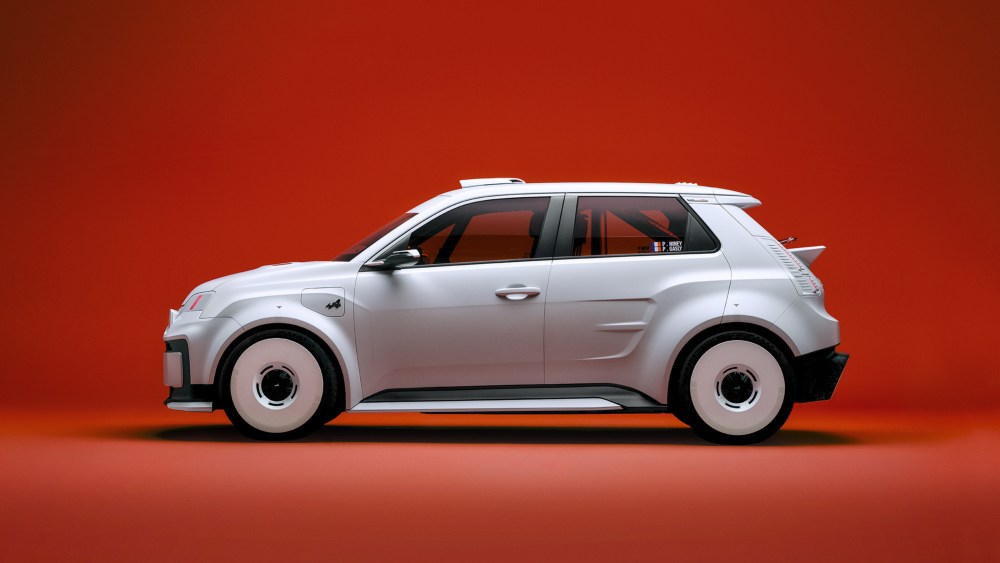 lacoste-and-alpine-collaborated-on-a-race car
