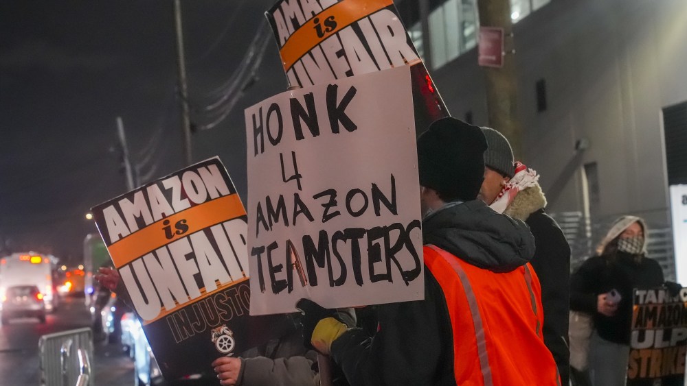nlrb-judge-rules-against-amazon-in-san-francisco-union fight