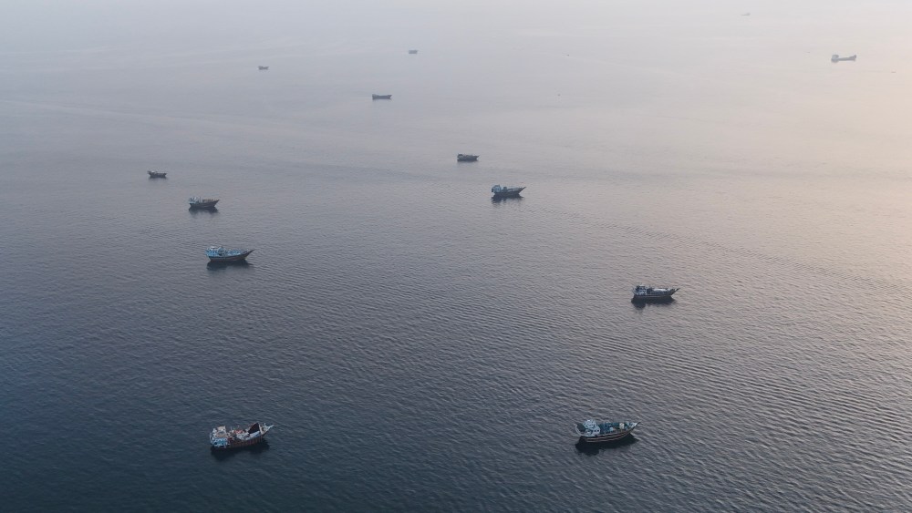 us,-iran-leave-qatar-talks-with-hormuz-future-still unclear