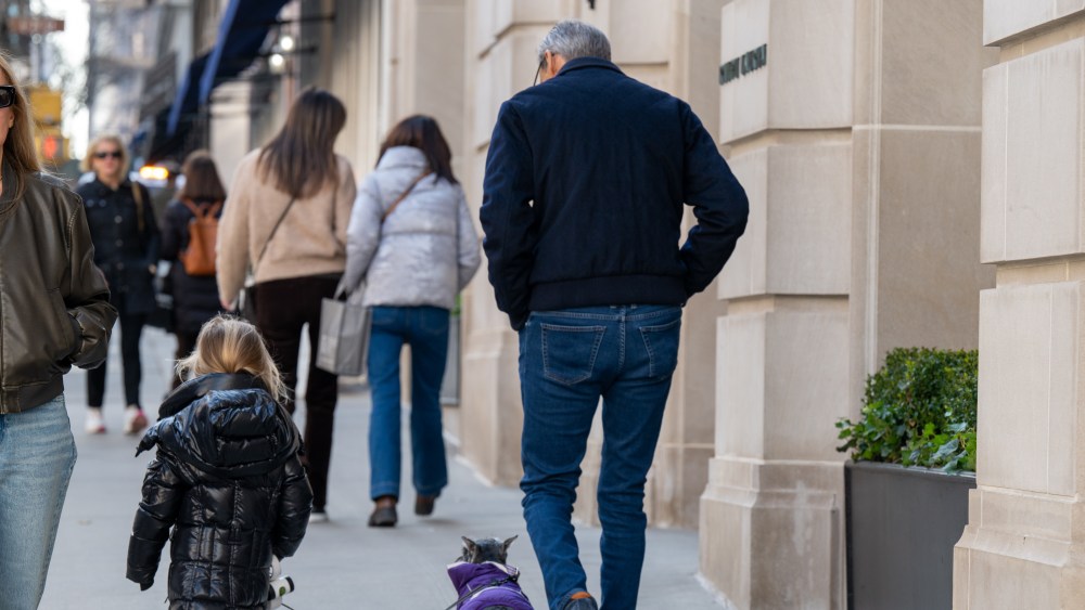 exclusive:-madison-avenue-vacancy-hits-20-year-low-in-multiyear-retail rebound