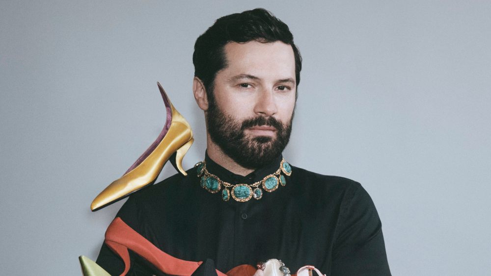 exclusive:-roger-vivier-expands-piece-unique-collection-to footwear