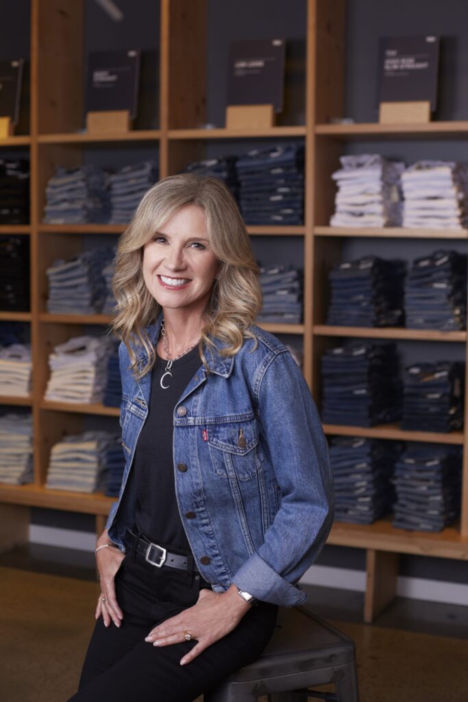 not-to-be-hidden:-levi-strauss-tops-q2-earnings-estimates,-raises outlook