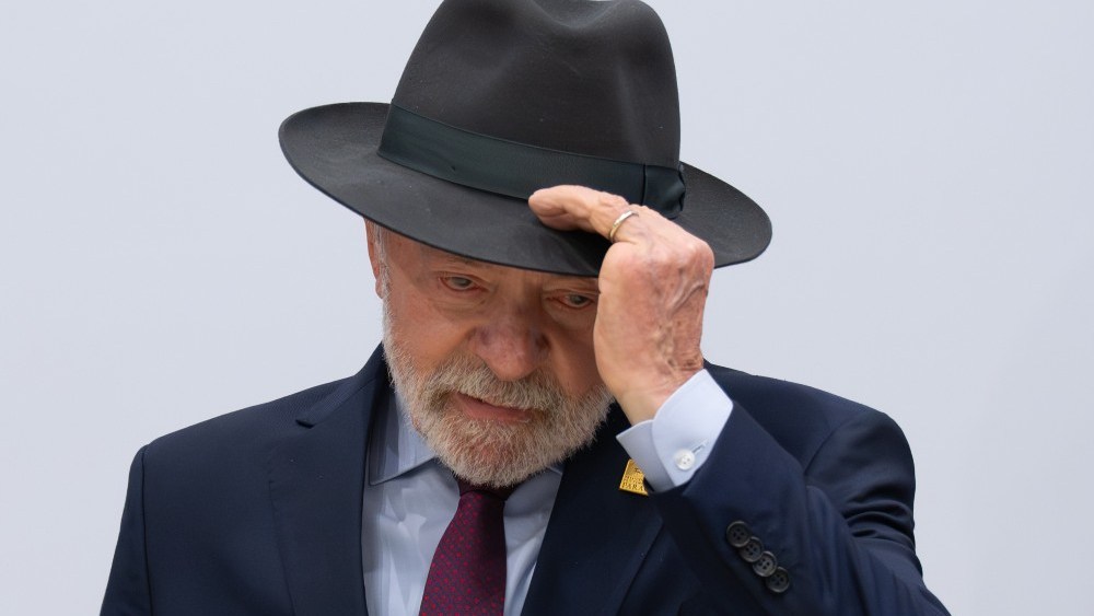 brazil’s-government-chooses-restraint-in-addressing-us-tariffs—for now
