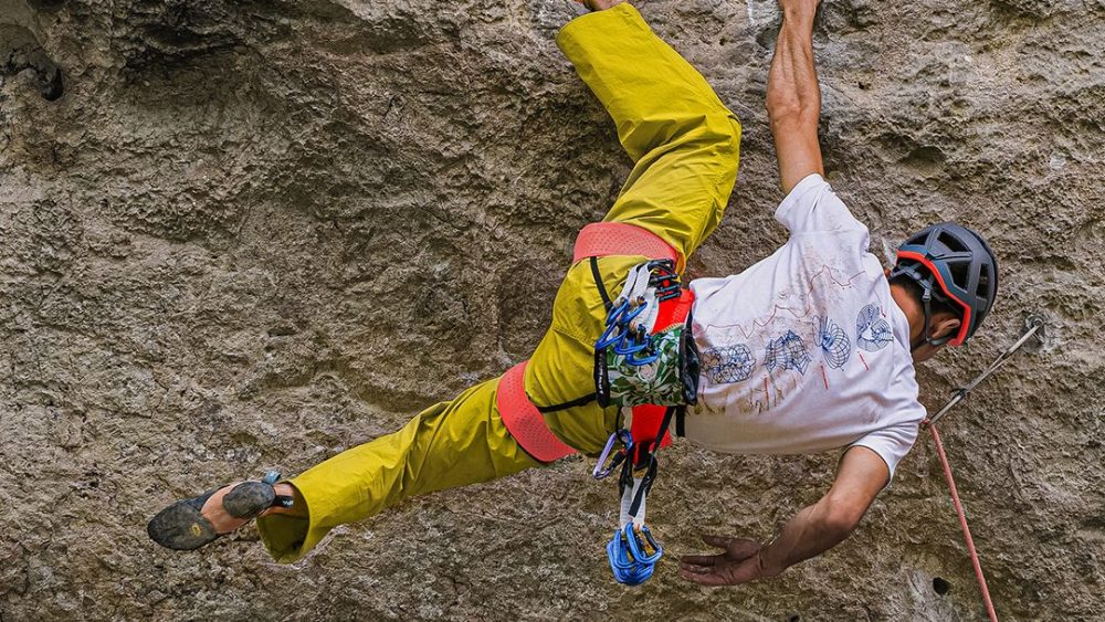 swiss-outdoor-brand-mammut-purchased-by-cpe,-investor-in-pop-mart, laopu