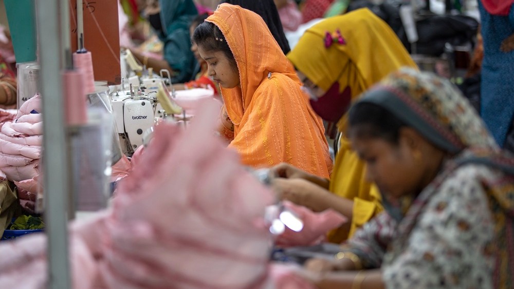 bangladesh,-south-korea-sign-preliminary-trade deal