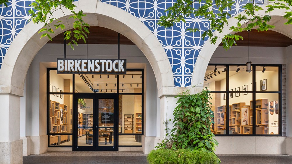 can-birkenstock-maintain-its-brand-heat?-analysts-are divided