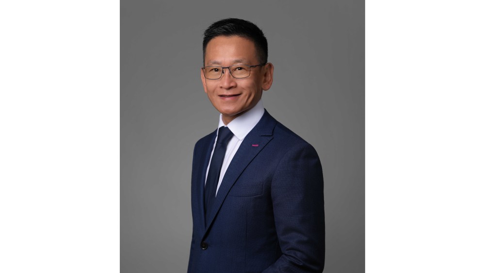hang-lung-names-toys-‘r’-us-asia-chief-leo-tsoi-as-next ceo